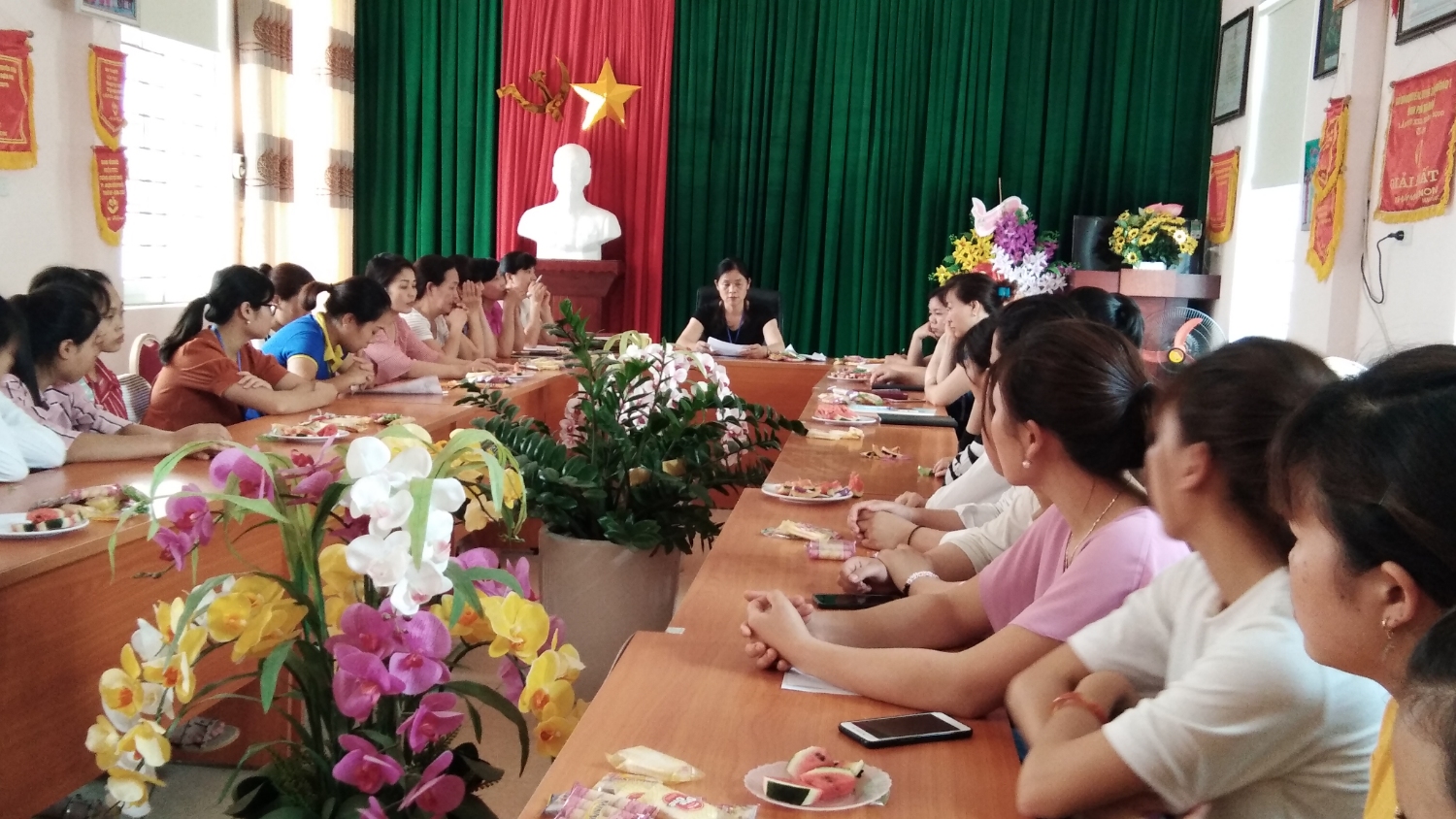 Chia tay đoàn kiến tập 02 tuần