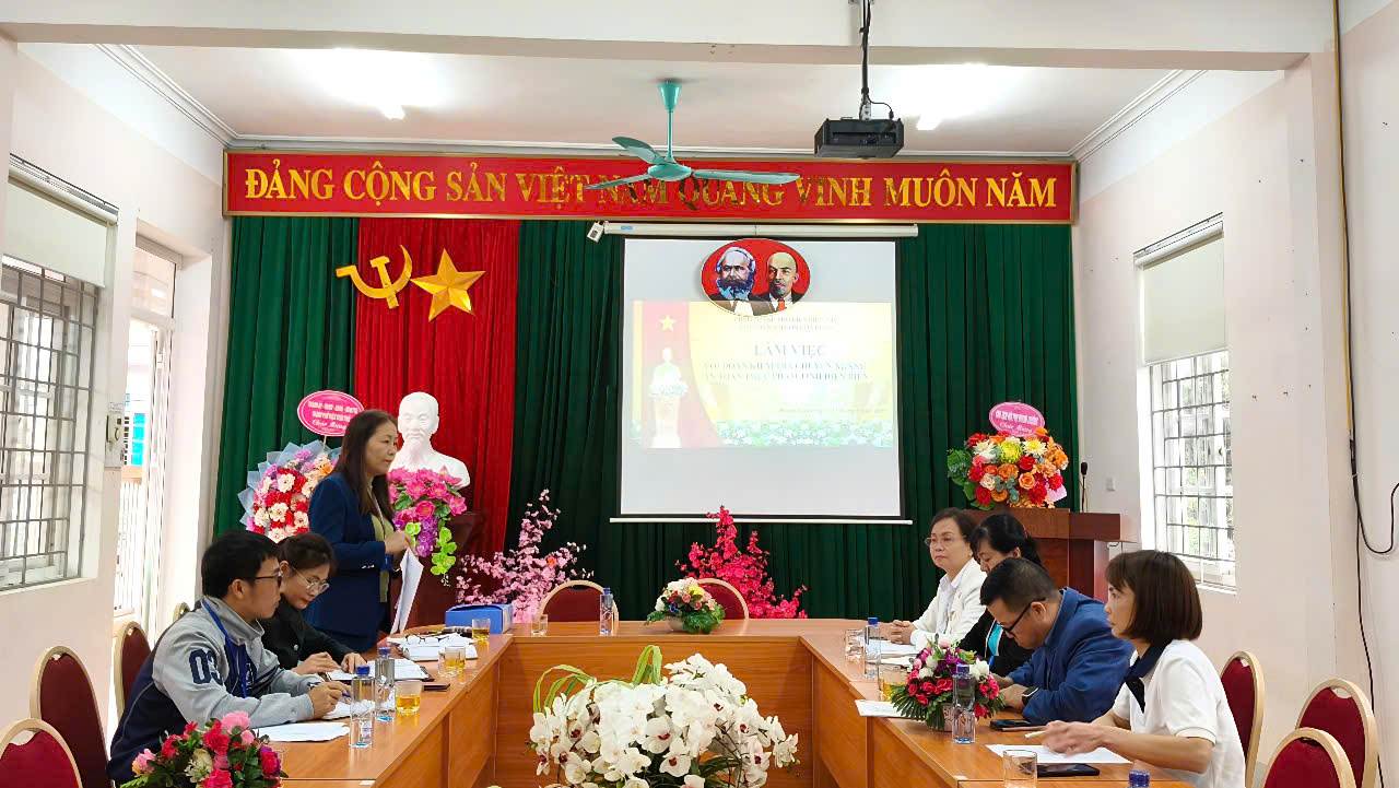 z6458773952235 e19556fb4feaa2209df79a7dfec2d2a2