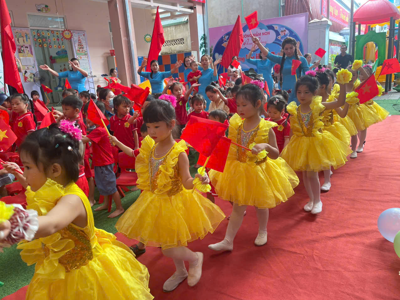 z6978580573302 87763eb3f98da1233fcf9499c0a40abe