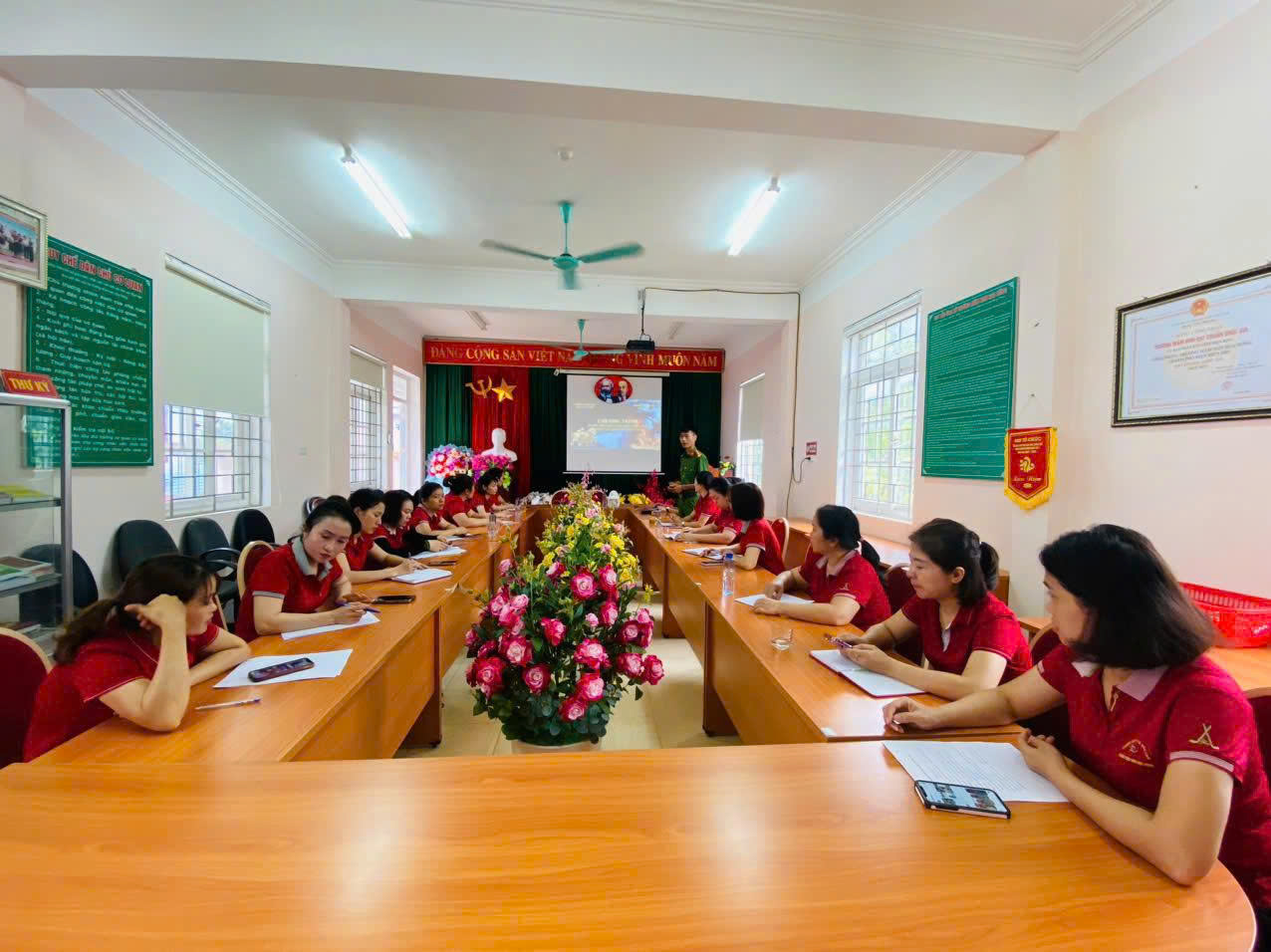 z7053698223075 67579e4a30925191cd85119ab41cc494