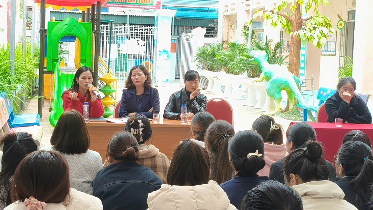 TRƯỜNG MẦM NON HOA HỒNG TỔ CHỨC GẶP MẶT VÀ LÊN TIẾT MẪU CHO ĐOÀN GIÁO SINH THỰC TẬP K26 TRƯỜNG CĐSP ĐIỆN BIÊN – PHÂN HIỆU ĐH THÁI NGUYÊN