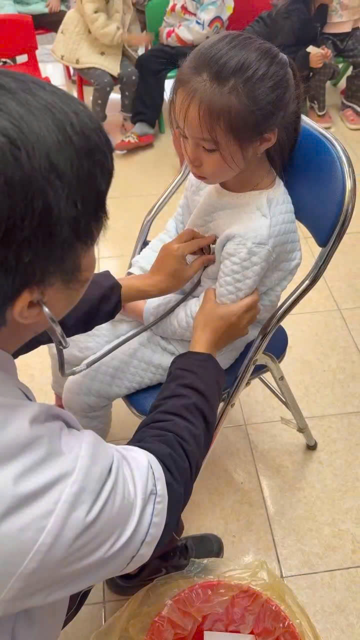 z7356075249975 b17900527d07c0a9d28a0ce6301da242